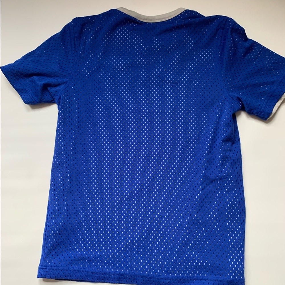 Champion t-shirt